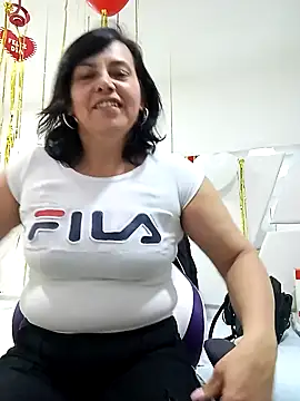 Snapshot of Natasha_milf__ chatting on 02.12.25 Natasha milf online show from 02.12.25
