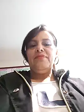 Snapshot of Natasha_milf__ chatting on 02.12.25 Natasha milf online show from 02.12.25