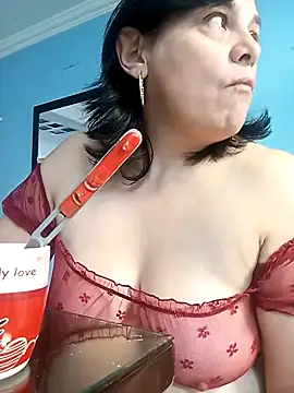 Snapshot of Natasha_milf__ chatting on 02.28.25 Natasha milf online show from 02.28.25