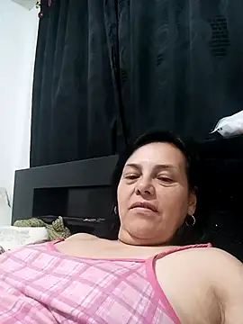 Snapshot of Natasha_milf__ chatting on 03.02.25 Natasha milf online show from 03.02.25