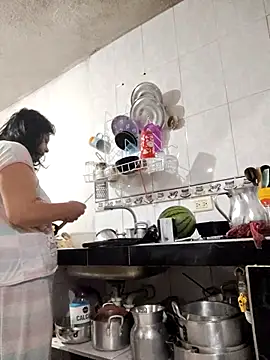 Natasha milf   online show from 11.04.25