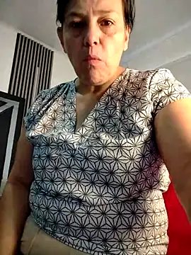 Snapshot of Natasha_milf__ chatting on 04.08.26 Natasha milf online show from 04.08.26