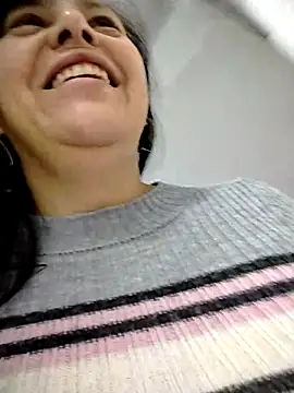 Snapshot of Natasha_milf__ chatting on 04.15.26 Natasha milf online show from 04.15.26