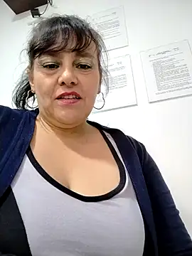 Snapshot of Natasha_milf__ chatting on 04.15.26 Natasha milf online show from 04.15.26