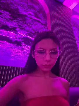 Bonniepark online show from 02.26.25