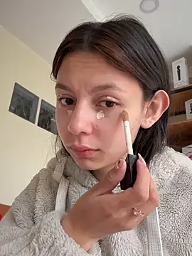 Bonniepark online show from 10.29.25