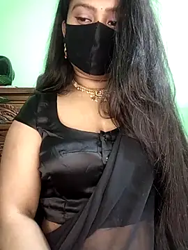 Idhika Paul online show from 02.08.26