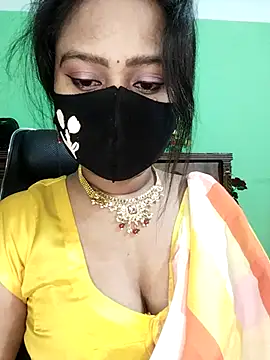 Snapshot of Idhika_Paul chatting on 02.14.26 Idhika Paul online show from 02.14.26