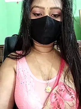 Idhika Paul online show from 03.04.26