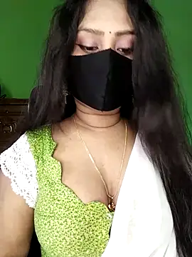 Idhika Paul online show from 03.14.26