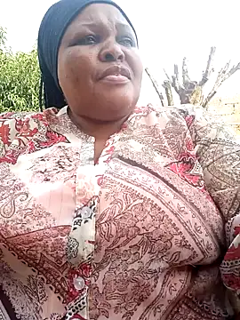 HOTSUGARX5 online show from 12.14.24