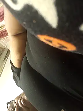 HOTSUGARX5 online show from 01.12.25