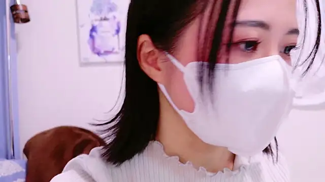 Snapshot of Nonchan_ chatting on 12.11.24 Nonchan online show from 12.11.24