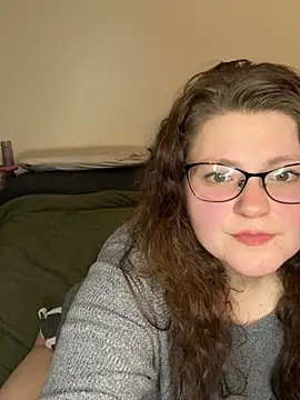 Snapshot of sexybee124 chatting on 04.11.26 sexybee124 online show from 04.11.26