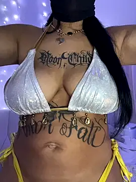 kamila french online show from 12.03.25