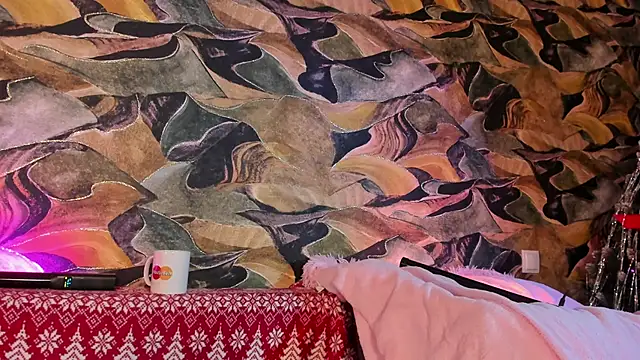 CrystalRey online show from 01.11.25