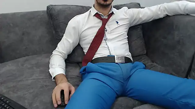 Naughtb0y online show from 12.05.25