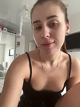 Snapshot of Milkissss chatting on 03.07.26 Milkissss online show from 03.07.26