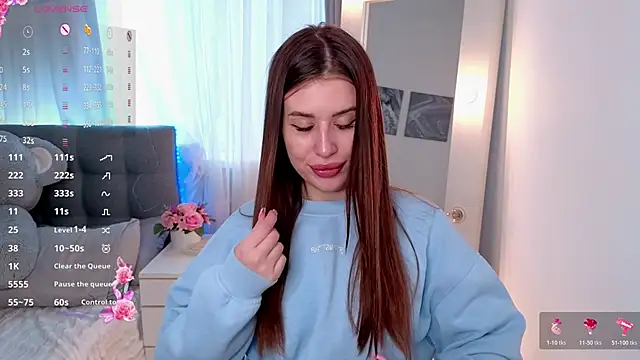 Snapshot of Milkissss chatting on 03.26.26 Milkissss online show from 03.26.26