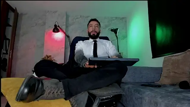 bruno woods online show from 12.04.25