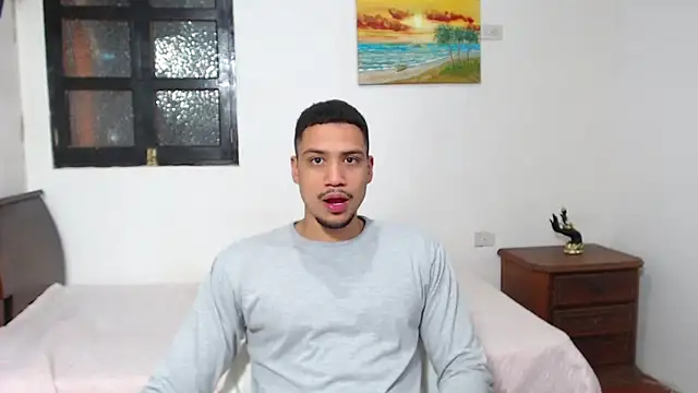 Jhors  Collens online show from 01.06.26