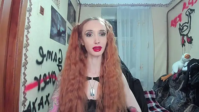 Roxy Silver online show from 02.23.25