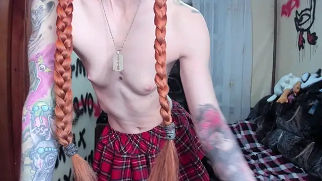 Roxy Silver online show from 03.20.25