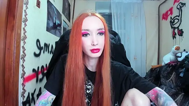 Roxy Silver online show from 03.22.25