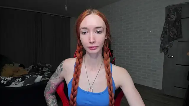 Roxy Silver online show from 10.20.25