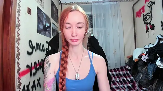 Roxy Silver online show from 12.17.25