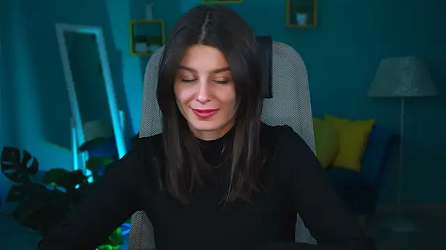 Snapshot of NicoleMun chatting on 02.07.25 NicoleMun online show from 02.07.25