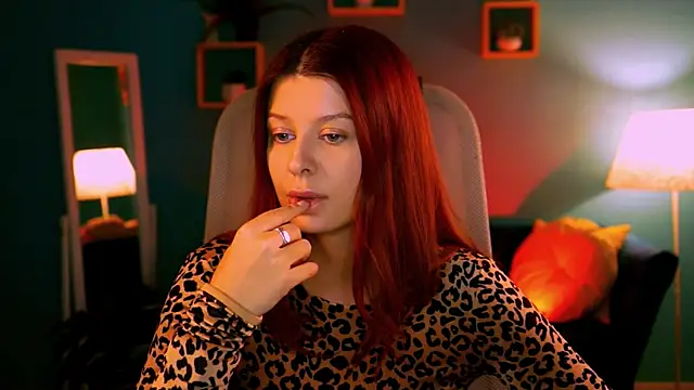 NicoleMun online show from 02.21.26