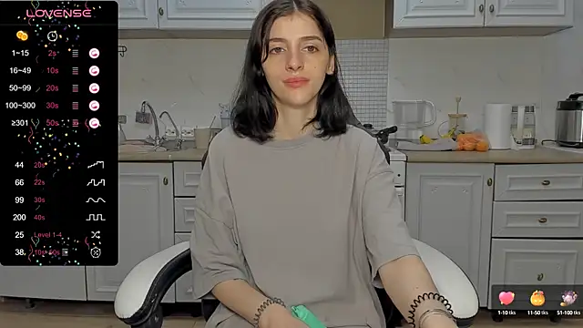 Snapshot of broosnica1 chatting on 12.28.24 broosnica1 online show from 12.28.24