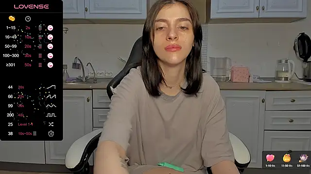 Snapshot of broosnica1 chatting on 02.06.25 broosnica1 online show from 02.06.25