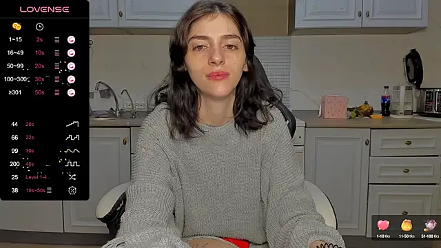 Snapshot of broosnica1 chatting on 02.17.25 broosnica1 online show from 02.17.25