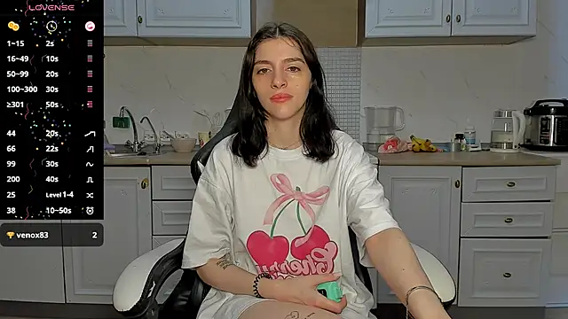 Snapshot of broosnica1 chatting on 03.18.25 broosnica1 online show from 03.18.25
