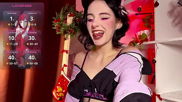 Snapshot of Alice_Succuby chatting on 12.19.24 Alice Succuby online show from 12.19.24