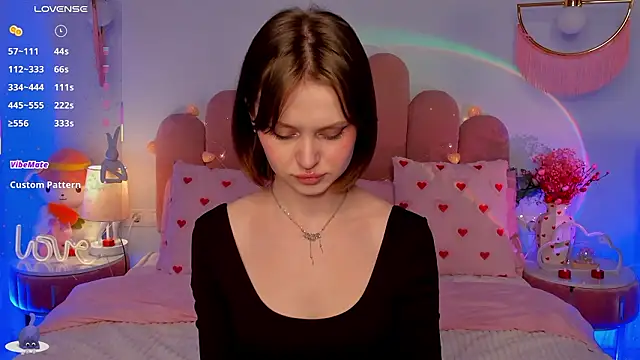 Snapshot of MaryLew chatting on 02.15.26 MaryLew online show from 02.15.26