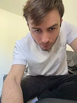 Julian128 online show from 04.18.26