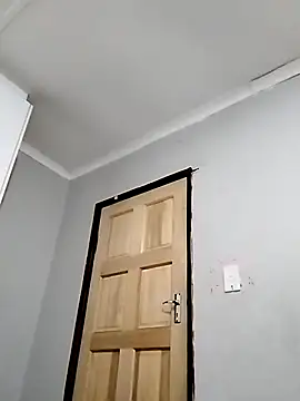 cleopatra-phaedra online show from 10.10.25