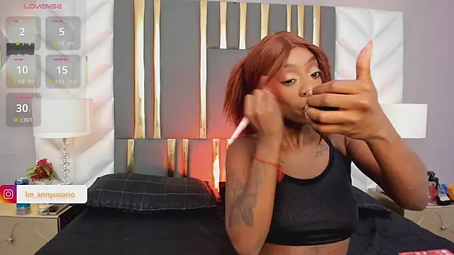 Snapshot of Anny_osorio chatting on 09.25.25 Anny osorio online show from 09.25.25