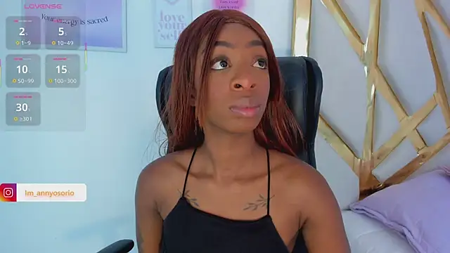 Snapshot of Anny_osorio chatting on 11.15.25 Anny osorio online show from 11.15.25