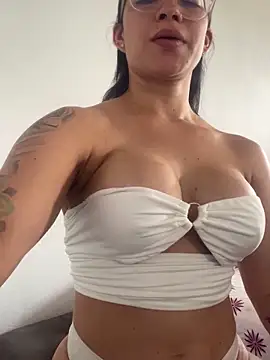 lulu kis online show from 12.14.25