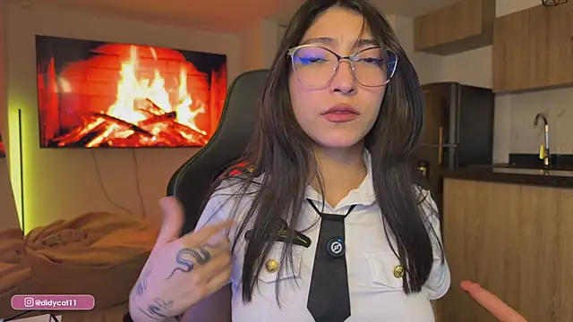 MarianaBranzz online show from 03.26.26