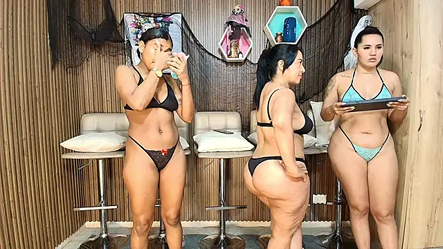 canelasquirt online show from 10.14.25