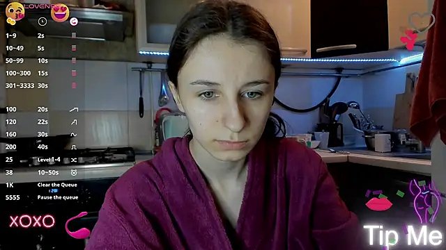 Snapshot of _Nika_Kik chatting on 02.28.25  Nika Kik online show from 02.28.25