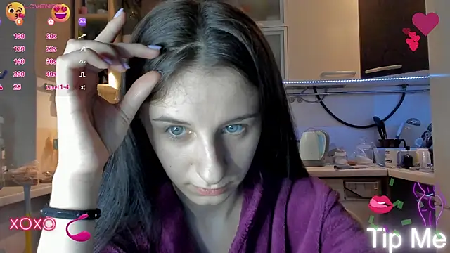 Snapshot of _Nika_Kik chatting on 03.05.25  Nika Kik online show from 03.05.25