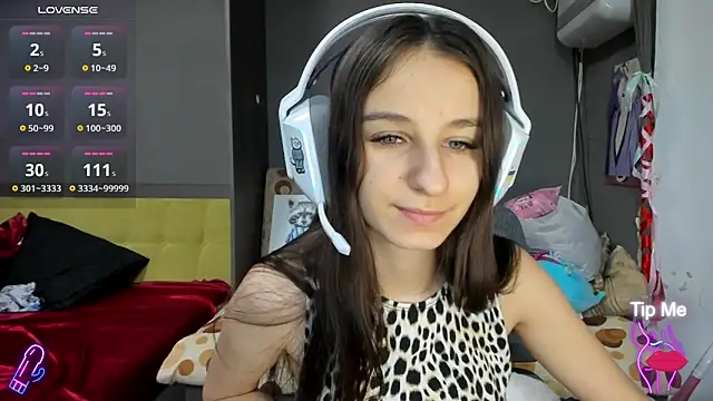  Nika Kik online show from 12.21.25