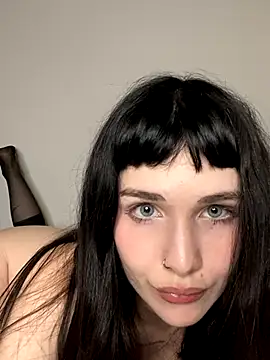 CherryCrystall online show from 10.06.25