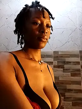 Ayrella02 online show from 10.19.25